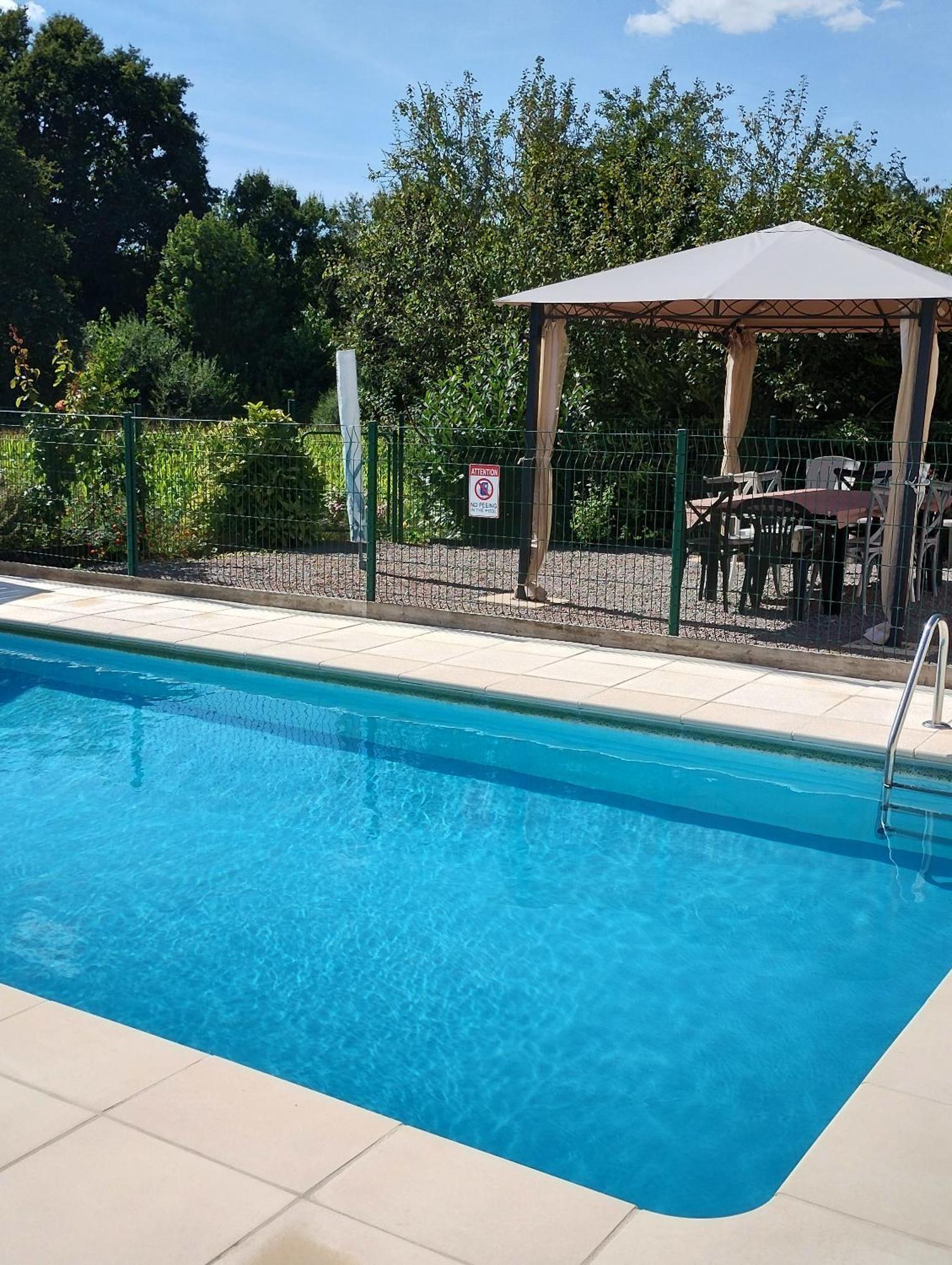 Les Poiriers Villa Saint-Pierre-du-Chemin Luaran gambar